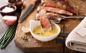 On Appelle Cette Sauce A Steak Le Secret Du Chef Elle Est Si Bonne Et Facile A Faire Recipe Food Buttery Steak Sauce Easy Sauce