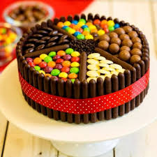Chocolate overload in the best possible way! Online Chocolate Overload Cake 1 Kg Gift Delivery In Saudi Arabia Ferns N Petals