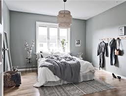 When designing a room, it doesn't matter if. Bett Fenster Tuer Lage Feng Schui Energiefluss Bedroom Decor Bedroom Interior Scandinavian Design Bedroom Home Decor Bedroom