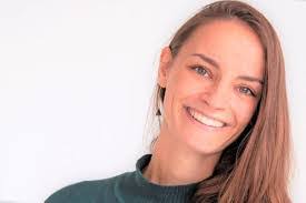 Nadine Hahn's Instagram, Twitter & Facebook