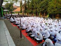 Merupakan salah satu sekolah menengah yang berada di kerawang, provinsi jawa barat. Semua Daftar Berita Foto