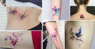 No matter what, watercolor tattoos are bound to attract infinite admiration. Trend Alert De Aquarel Tattoo Elle Be