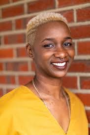 Shenae Thomas's Instagram, Twitter & Facebook