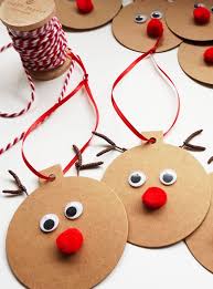 Noel décoration bricolage enfant idée ribambelles boules activités. 1001 Super Idees De Bricolage De Noel Facile Pour Petits Et Grands