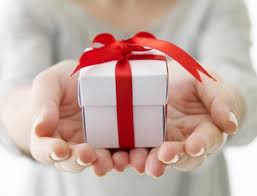Fie că îi vei cumpăra un set. Idei De Cadouri Pentru Prietena Ta Cea Mai Buna Giveway Inchis Sinziana Iacob