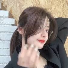 Amazon.co.jp: Hair Divided Eight Shape Dane Long with Bangs Fashion Wig,  Dark Color, Light Color, 9.8 inches (25 cm), Volume Up Effect, French  Style, Black Brown, Macho Hair Parts, 1.4 oz (40