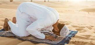 مكروهات الصلاة ومبطلاتها سطور