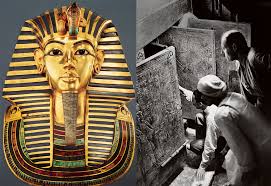 Learn how to make an egyptian mask with our simple step by step picture and video tutorials online for free. King Tut S Cultural Influence From Steve Martin To Downton Abbey Vanity Fair