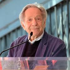 Meek, owlish felix (george segal) and strident, catty doris (barbra streisand) live in the same apartment building. S48 3zxjv1t3tm