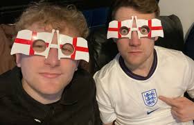 Justine Field (@JustineField)