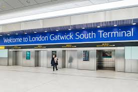 Premier inn london gatwick airport south (london road) hotel, crawley. Gatwick Airport Bus Transportation To And From London Gatwick