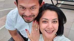 Bintang sinetron dan juga film. Waduh Lulu Tobing Dikabarkan Gugat Cerai Suami Jpnn Com