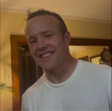 Top 5 Bassists for me: Mike Dirnt (Green Day) Mark Hoppus (blink-182) Nick  O'Malley (Arctic Monkeys) Chris Wolstenholme (Muse) Nick Harmer (Death Cab  for Cutie) Honorable Mentions: Dallon Weekes (iDKHOW) & William