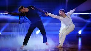 Nicolas puschmann erobert bei let's dance die herzen der zuschauer. Let S Dance Nicolas Puschmann Raumt Ab
