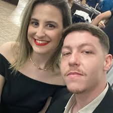 Laura Fleck's Instagram, Twitter & Facebook