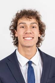 Davis Carter's Instagram, Twitter & Facebook