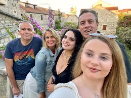 Mark Barclay is fundraising for Marie Curie