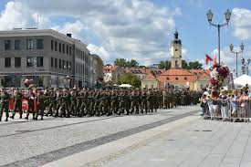 Te dwa wydarzenia czczono w sobotę (15 sierpnia) w całej polsce. Swieto Wojska Polskiego W Bialymstoku Plan Uroczystosci Bialystok Super Express