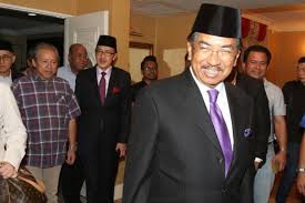 #ketua menteri sabah #pengerusi bn sabah #pilihan malaysia #pru14 #spekulasi #tan sri musa aman #tun juhar mahiruddin. Musa Aman Tiba Di Kota Kinabalu Hari Ini Mynewshub