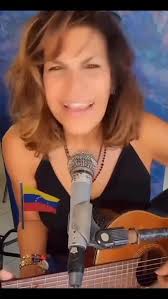 Detras, mi hermano Franklin Paz, a mi izquierda el Cumpleañero de hoy, mi  hermano Elvis Nucette, Gracias por todo tu cariño, respeto y mano solidaria  siempre, con la tuya me regalaste otra