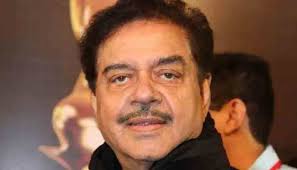 The first two episodes of the show will be graced by the presence of stars from the two latest bollywood films, namely bhuj: Shatrughan Sinha Likely To Quit Congress And Join Mamata Banerjee S Trinamool Congress Sources India News Zee News