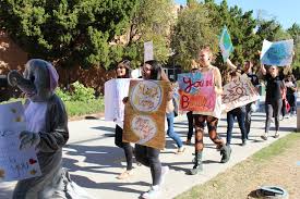 Mental Health Awareness Parade Kicks Off Beat The Blues Week At Csun The Sundial
