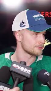 Elias Pettersson Proto R White