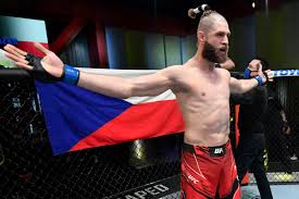 Бой на турнире ufc on espn 23 reyes vs. M3uyc5wsgouewm