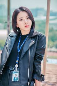Assistant Manager Chaeyoung Wants To Know If You Re Going To Join Once 3rd Generation Kpop Girls Korean Girl Nayeon