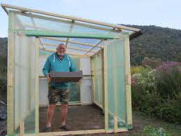 Ein Tomatenhaus Selber Bauen Tomatenhaus Tomaten Haus Tomatenhaus Selber Bauen