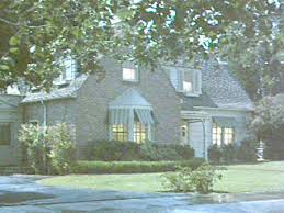 Bewitched House The Famous Stephens House At 1164 Morning Glory Circle From Bewitched This Charming Cape Cod Must Be Bewitched Tv Show Bewitching Home Tv