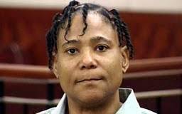 Mona Nelson's Instagram, Twitter & Facebook