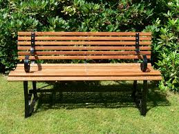 Tips On Buying Garden Seats Holzbank Garten Gartensitzplatz Und Gartendesign Ideen
