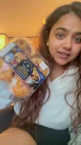 Woolies Raspberry and white choc muffin 😮‍💨😮‍💨😮‍💨 we are sleeping