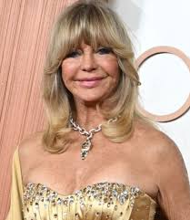 79-year-old Goldie Hawn at the 2025 Oscar ceremony.