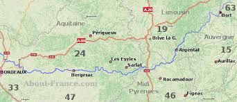 Rocamadour, collonges, sarlat, le gouffre de padirac, lascaux. What And Where Is The Dordogne A Guide To The Dordogne River Valley