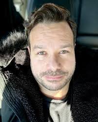 Hector Carrasco's Instagram, Twitter & Facebook