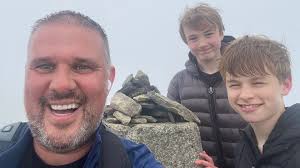 Lee Crossley is fundraising for Scottish Women's Aid