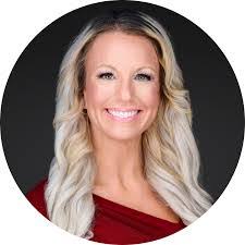 Kelly Russ's Instagram, Twitter & Facebook