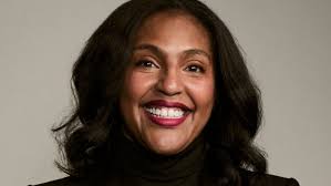 Candice drops the video for "Bands Up"