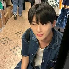 Lee Jinwook is celebrating his special day! 🥳 Happiest birthday to the  amazing Lee Jinwook! May you feel loved and blessed