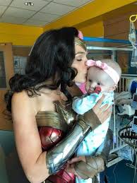 By adam rosenberg on june 16, 2018 Gal Gadot Visits Kids At Hospital In Wonder Woman Costume 660 News