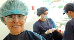 Reconocen a colaboradores con Medallas Institucionales