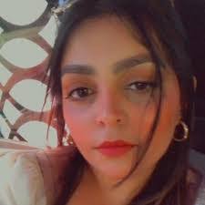 Rebecca Kinard's Instagram, Twitter & Facebook