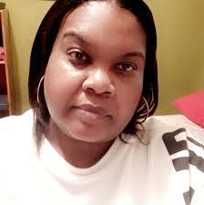 Faye Clement's Instagram, Twitter & Facebook