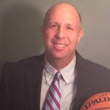 Lindsay Beale's Instagram, Twitter & Facebook