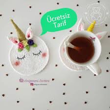 Bu mantar panodan yapacağımız bardak altlıkları da bunun en güzel örneği, bu altlıkları hem çok seveceksiniz hem de bu. Amigurumi Turkiye Kedili Bardak Altligi Tarifi