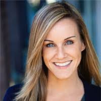 Elizabeth Kircher's Instagram, Twitter & Facebook