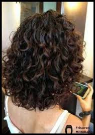 die 85 beliebtesten lockigen kurzhaarfrisuren 2019 naturlocken frisuren frisuren fur dunne lockige haare frisuren