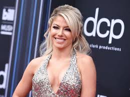 We did not find results for: Wwe S Alexa Bliss Shows Her Cleavage On The Red Carpet 20 Photos Thefappening Girls